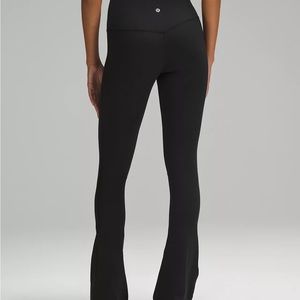 Lululemon mini flare align 28in flare leggings